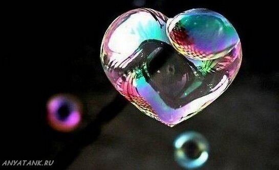 мыльный пузырь в виде сердца