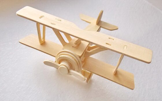 как собрать модель самолёта из деревянных деталей